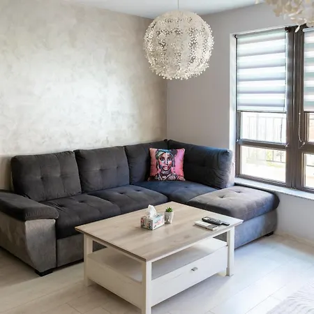 Apartment Summer Breeze